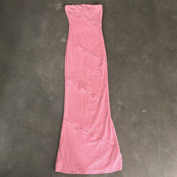 Princess Polly OSCAR MIDI DRESS PINK - Picture 3 of 4
